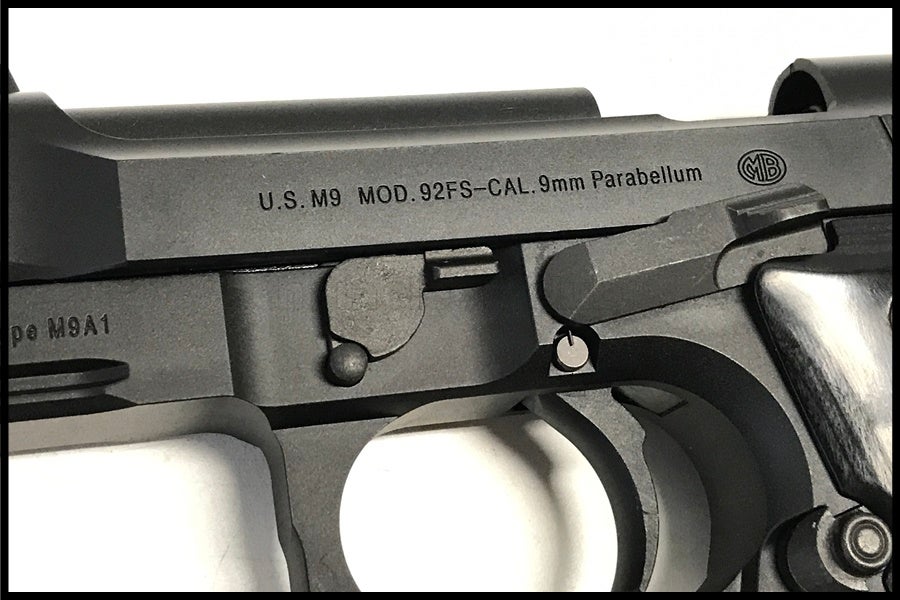 東京)東京マルイ M9A1ガスブローバック 木製グリップ 2）