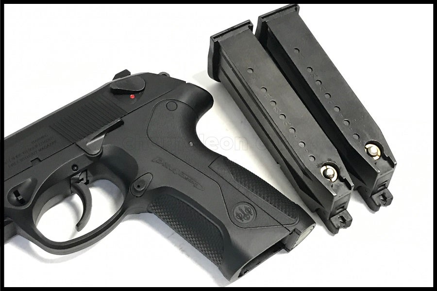 東京)東京マルイ PX4 ガスブローバック 予備マグ付き